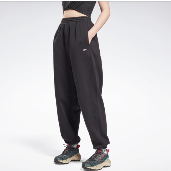 Reebok Pants - Reebok Studio Fleece Pants - NWT (Free Shipping!)